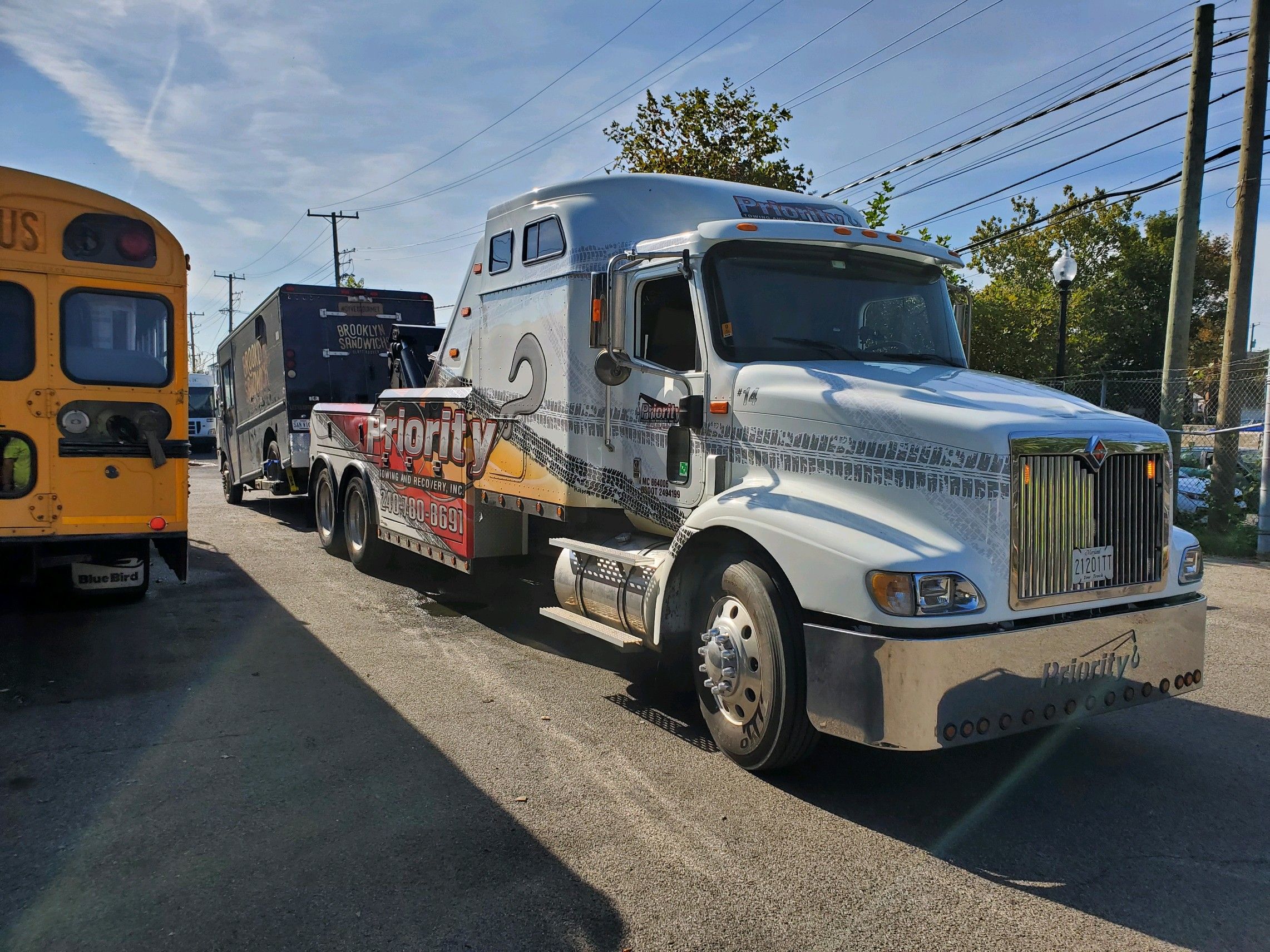 Heavy Towing Near Me Olney Oaks