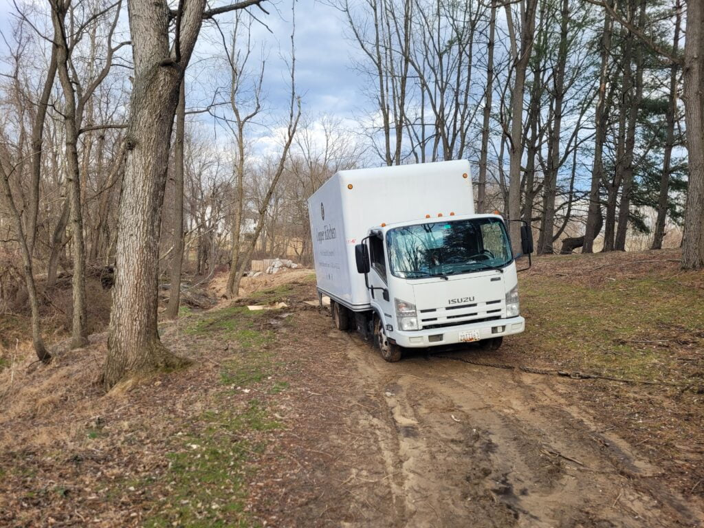 box truck towing Priority Towing MD